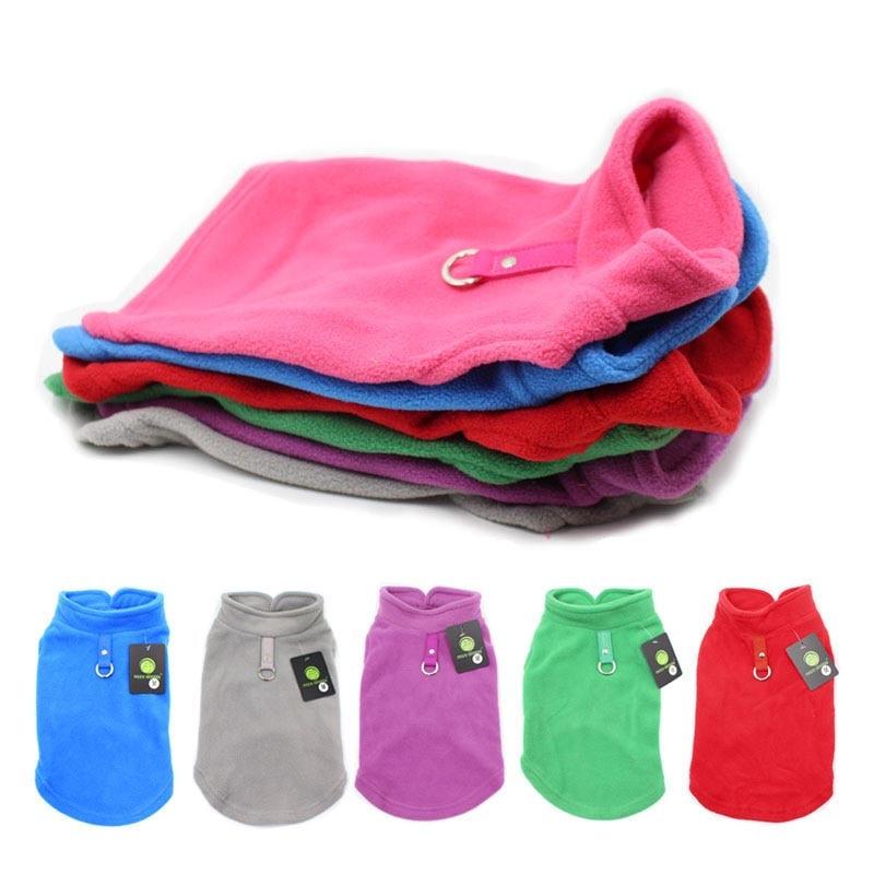 Roupinha pet com gancho para guia